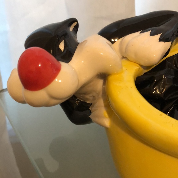 Tweety and Sylvester Plant Potter NWOT - Picture 4 of 9